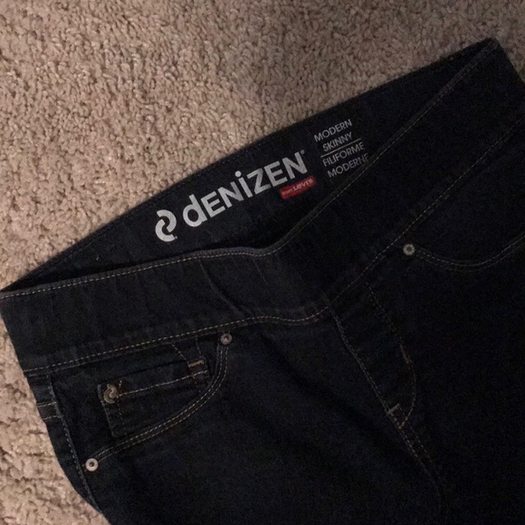 Levi’s Denizen - Picture 2 of 3